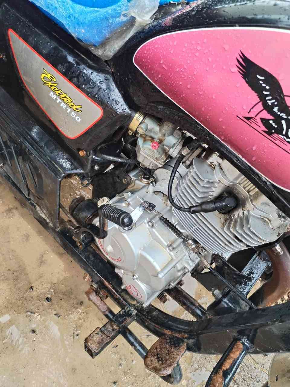 ستوته صقر 18وراق كامله مكفوله من كلشي محرك 25صار يومين من مجفته كبسه كامله وكرنك ستوته مال جناي السعر1400وبيه مجال الحمزه الغربي قرب محطت خيكان ***********
