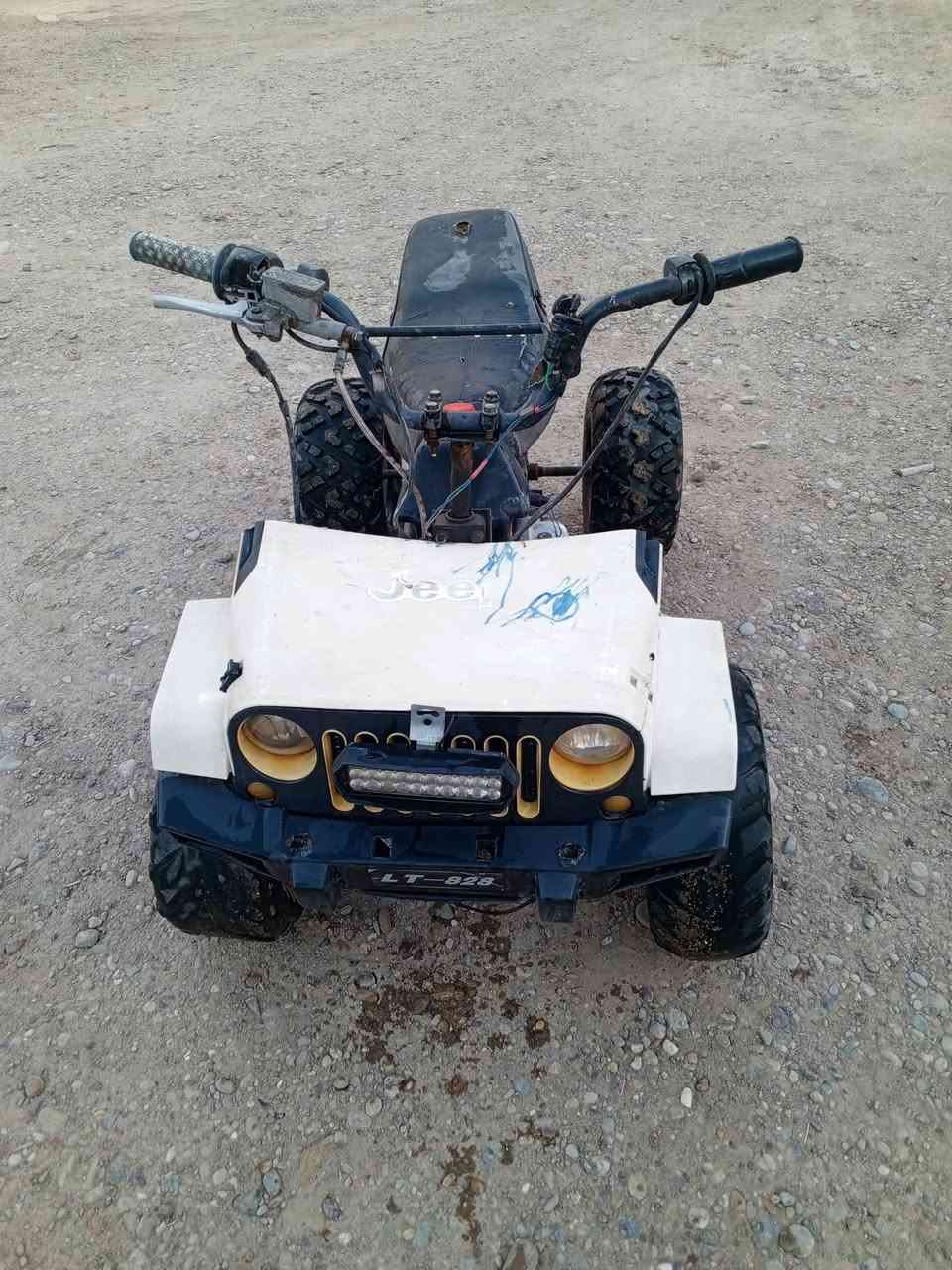 دراجه رباعيه دراجه متروكه بس شغاله نقصه باتري تجي اشغله الك او تاخذه مكاني الحريه بستان السعر 150 او بيه مجال الرقم ***********
