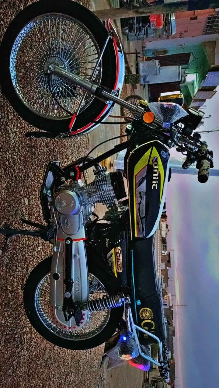 للبيع دراجه سونلك24  اربعه كير
دشبول اكتروني من ضمنه امبيثري 
 مكفوله بعده عله وضع الشركه 
 ماشيه 3000

للتواصل (***********)
