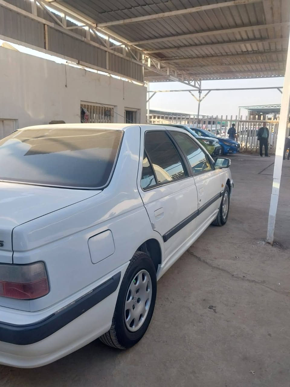 السلام عليكم بيجو بارس موديل 2017 دواخل بيجي السياره ماشيه 160 حداديه تخم تاير كفاله من الصبغ والتبديل السياره رقم دولي قادسيه مكاني الديوانية سعر 65$ الرقم***********
