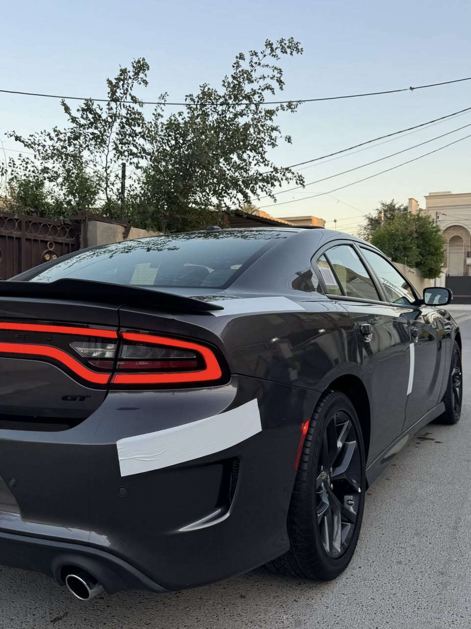 السلام عليكم للبيع جارجر 2023 خليجي وكالةهارلم GT بلاس  يعني فول ماشيه 12  مكفوله بيه فقط بارد  للاستفسار *********** بغداد السيديه
