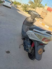 جي فور • كهربائيات كاملة • تواير جديدة