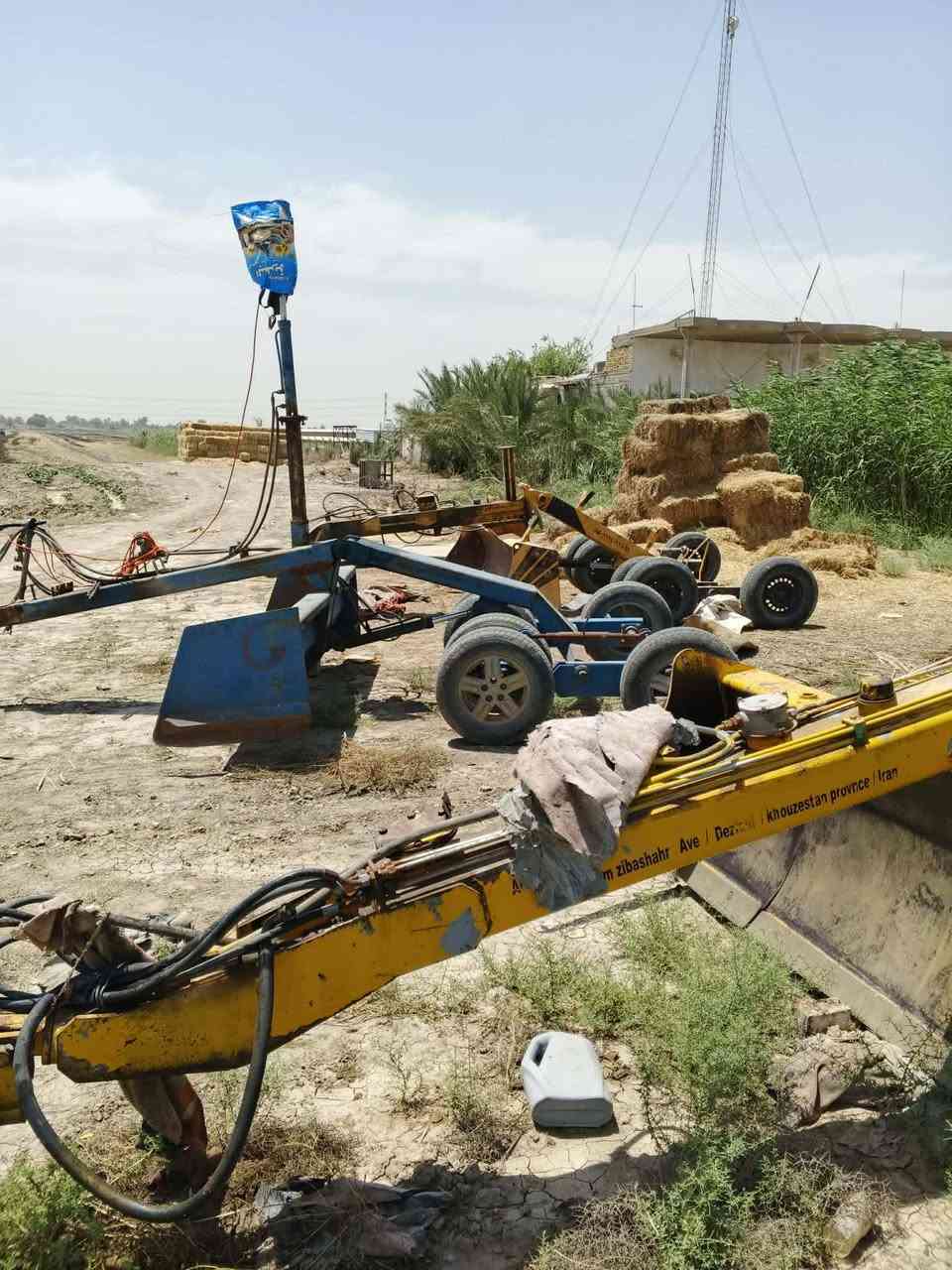 السلام عليكم موجود البيع معدات زراعيه الاستفسار ***********
