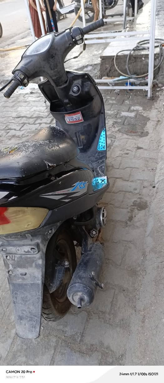 دراجه ماكس عدله للبيع السعر 300 وبيه مجال المكان الشعله الرقم *********** واتساب
ابيع كوم حديد دراجه شغاله
