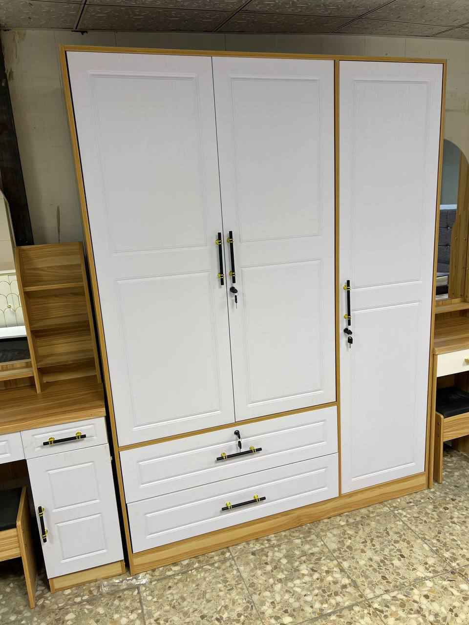 كنتور 2 باب السعر 185 الف
كنتور 3 باب السعر 225 الف
كنتور 4 باب السعر 330 الف
سرير السعر 145 الف
ميز مراية السعر 115 الف
كومدي السعر 60 الف

توصيل داخل بغداد  5 اطراف 10 
جميع  المحافظات 25 الف 

موديل صيني
بدون شد بغداد, العراق


**إذا كنت صاحب هذا الإعلان وتريد حذفه لأي سبب، رجاءا أرسل رسالة إلى الدعم الفني**