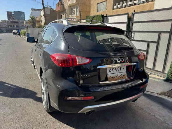 Qx50
انفنتيQX50 موديل 2017
محرك 6 سلندر / 3700
رادار 360/اربع كامرات
بصمه ابواب
كشنات تدفئه كهربائي خزن ميموري
فتحه سقف
ماشيه 73الف ميل
وارد امريكي حادث موجود في الصور  
السعر 130ورقه وبيها مجال 
 بغداد اليرموك
الرقم ***********
