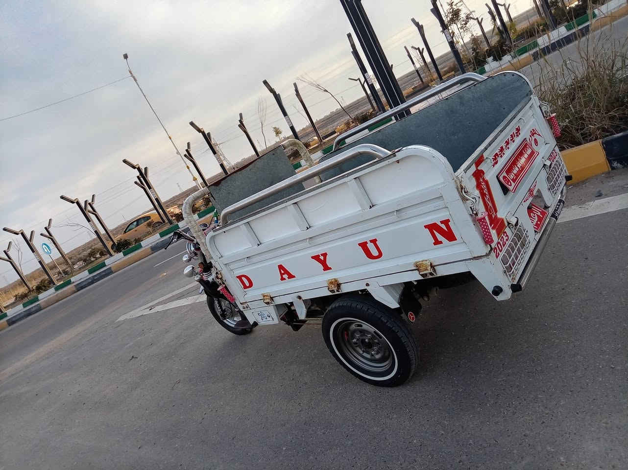 السلام عليكم شباب ستوته البيع مديل 2023وراق مجمع الكرار مستعجل عليه شراي يخابر ***********
