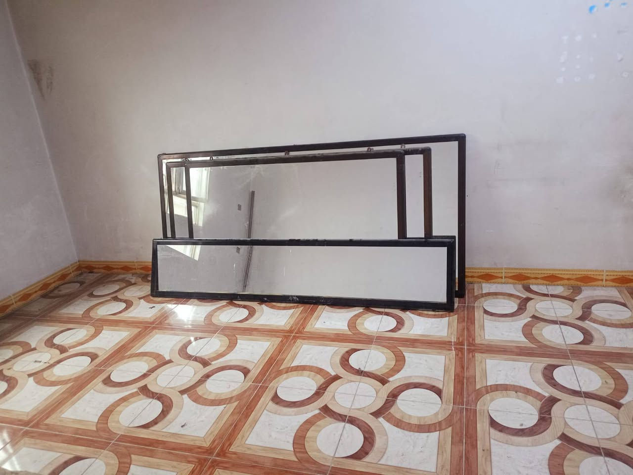 الجبيرة 
العرض 2.30سم/ الارتفاع 1.6سم
اصغر من الجبيرة شوية 
العرض 2.00 سم / الارتفاع 1.00سم 
اصغر من الوسط 
العرض 1.65سم / الارتفاع 1.00سم 
الصغيرة اخر وحده /انباعت

مكاني موصل / حي سومر 

الاستفسار اتصل او مراسله عبر الصفحة او الارقام بيهم واتساب. 
/***********
/*********** موصل, نينوى
