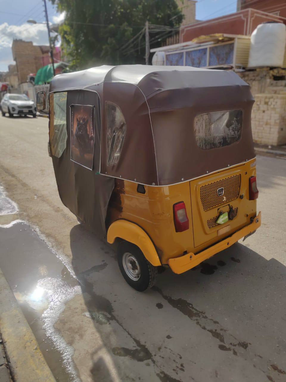 سلام عليكم تكتك موديل 21تكتك مرقمه يريده تريب بسيط تكتك ميكانيكي شغاله السعر 6500بيه مجال قليل مكاني الحسينيه مال الراشدية التواصل وتساب على هذا الرقم ***********
