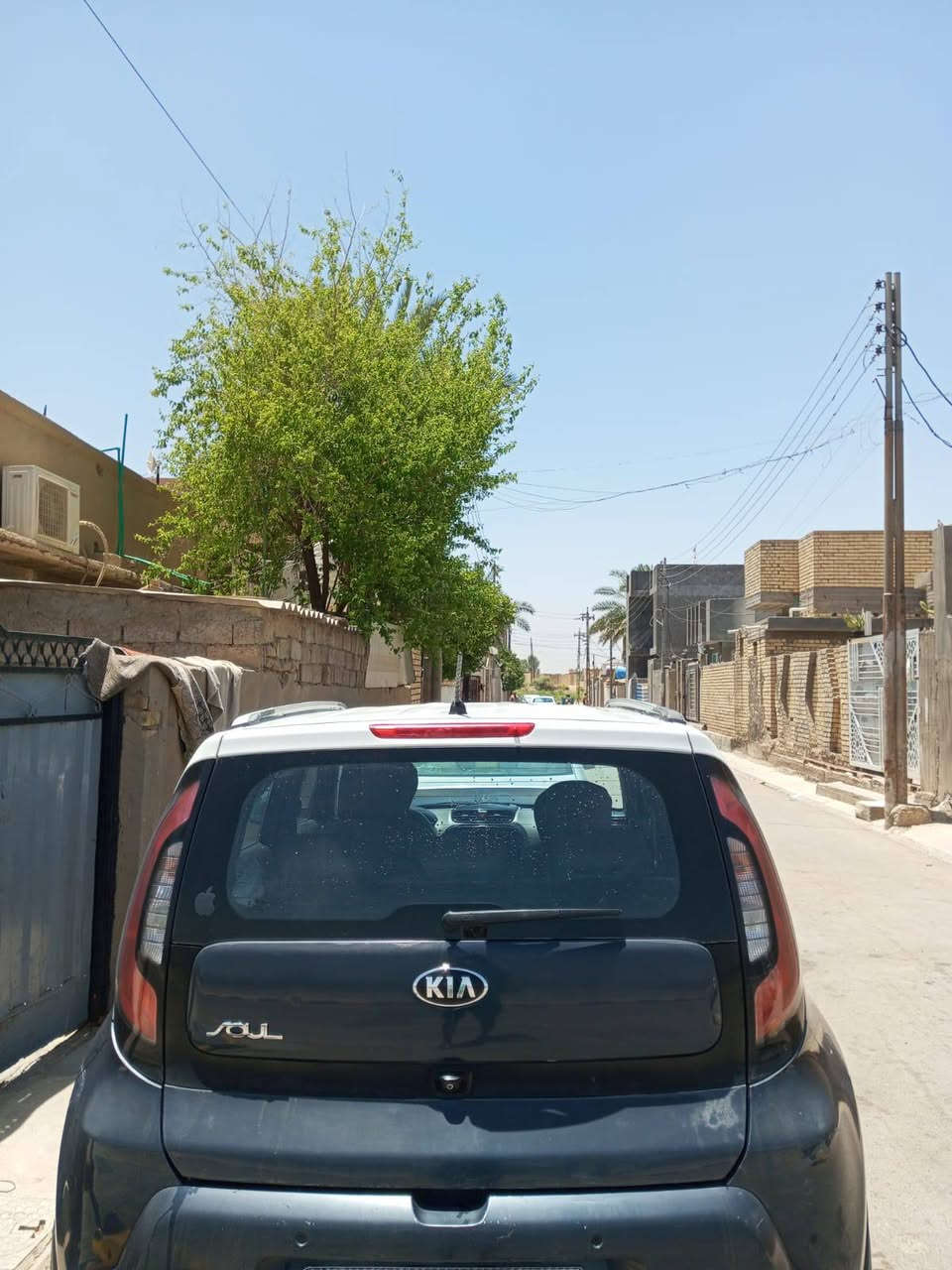 موديل 15 خليجي يعني محرك دوش كير محرك ع البلاد .. تو كلر لونين بلاد السعر 110 الإتصال ع الرقم ***********
