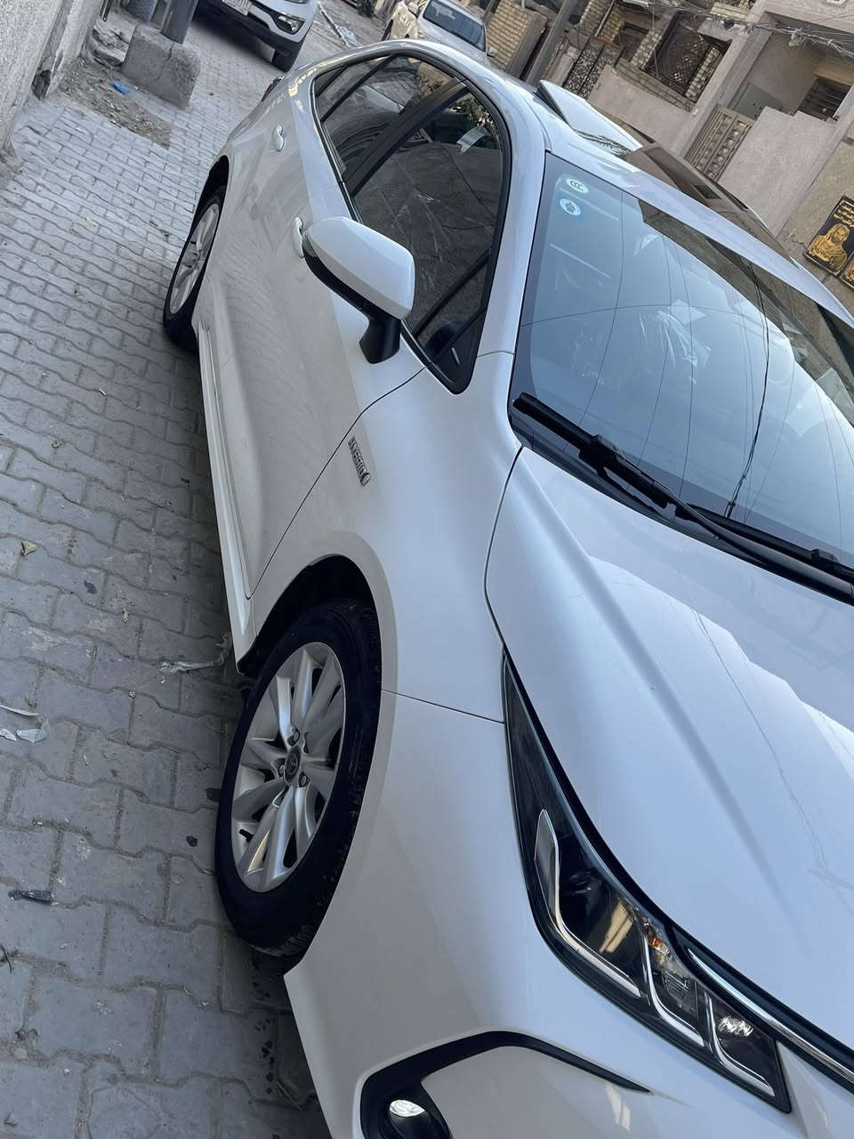 السلام عليكم
كورلا هايبر موديل 2024 خليجي مكفولة من الضربة وصبغ 
مااشيه 19.000
رقم بغداد بسمي 
فول مواصفات 
محرك 1800cc
فتحة
بصمة + دخول ذكي
لد زينون امامي لد خلفي 
هند بريك دكمه +اوتو هولد
تبريد امامي خلفي
كراسي جلد لونين اصلي
شاشة كبيرة كار بلي+ كاميرا خلفية
رادار + وقوف ذكي 
ثلاث وضعيات قيادة نورمال +ايكو +EV مود
تحكم استيرن +شاشة اعطال 
مري كهرباء + اشاير بالمري
العنوان / بغداد 
رقم تلفون ***********☎️
