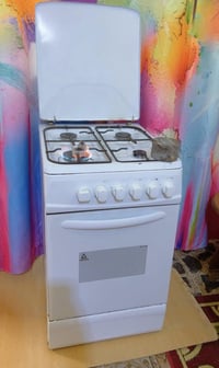 طباخ للبيع وزاويه 07810267904