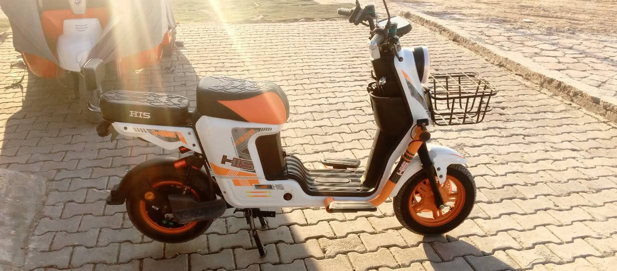 دراجه شحن اللبيع موديل 25 واي 900 امدرعه سعر 400 قفلها الاتصال على الرقم ***********
