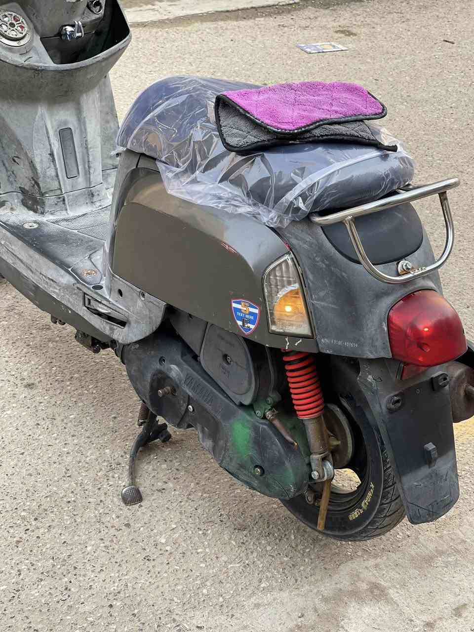 سلام عليكم بوليسي للبيع ما مفتوحه صالها شهرين من نازله ختم واحد شلعه ومشي تآكل الكاع
٥٠ بلاد كامله ما بيها كل نقص سعر ٩٥٠ شراي فقط يتصل ع رقم /*********** / بل عافيه ع ياخذها
