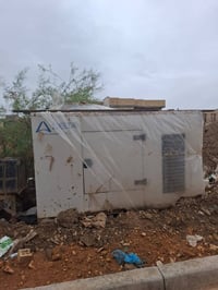 ورحمه الله  مولده بيركنز  ٤٠ كي في اي محرك ورأس توليد نظيف جدا 40K V A...