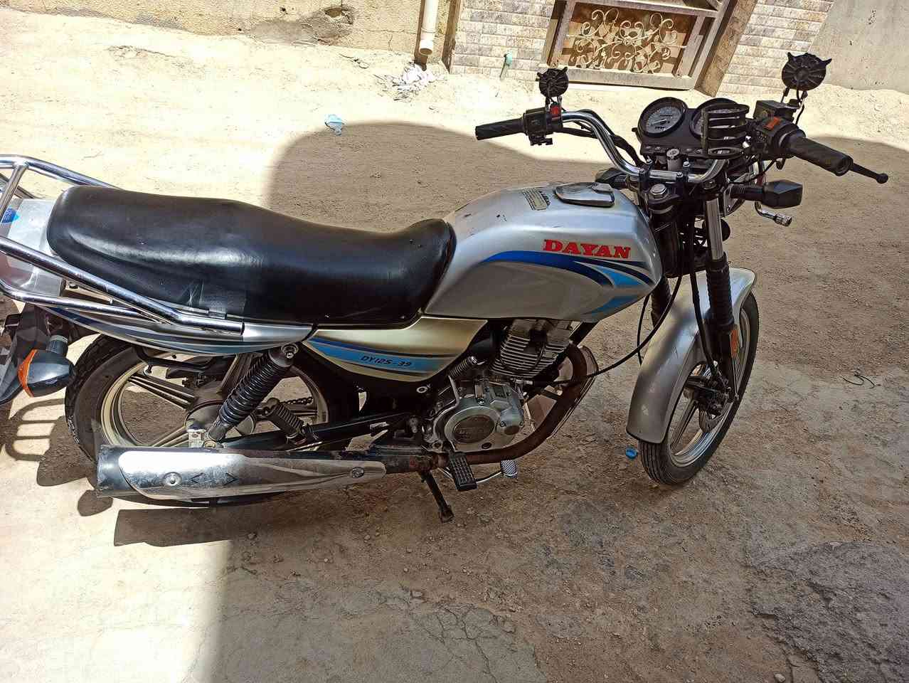 دراجه. للبيع موديل 21 اوراق اوصوليه بمليون وميه 1100 لتواصل ***********
