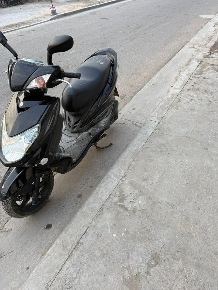 سكنس فحل كابريتر محرك مكفول برغي ممفتوح بي 
دراجه حيل نضيفه شوفت عينكم مانقصها اي شي 
سعر 950
مكانها بغداد الدوره 
للاستفسار : ***********
