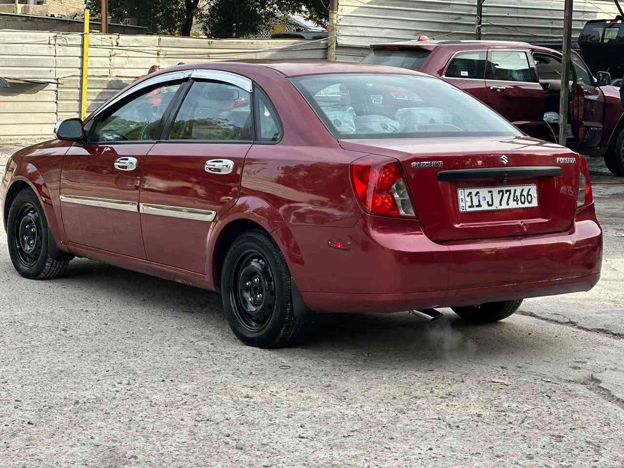 // السلام عليكم 
السعر / ٦٥ $ بيه مجال قليل 
هـ/ *********** مكاني شهداء البياع 
اوبترا فورنزا موديل (2007) رقم بغداد باسمي هزه ورقم جديد مكينه 2000
كير مكينه تبريد صدر مكفولات تخم تاير غرفته جديده شاشه كأمره السياره جاهزه وكامله من كلشي بيه قطع صبغ اثر جراد
