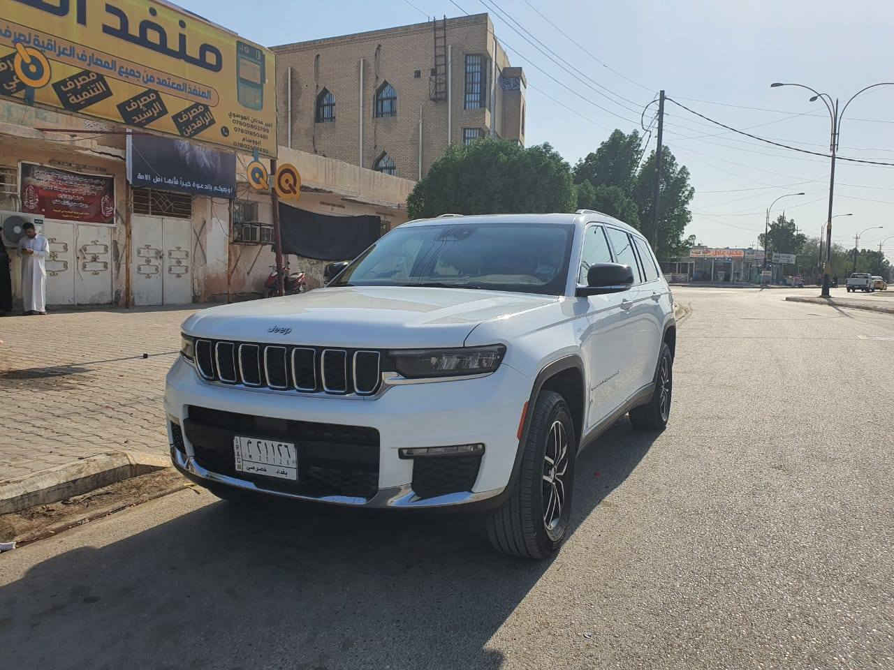 سلام عليكم جيب شروكي ٢٠٢١ لمتد بدون تبديل صور الحادث بالمنشور ٧ راكب ماشه ٦٥ الف مايل السعر ٣١٠ تليفون ***********
