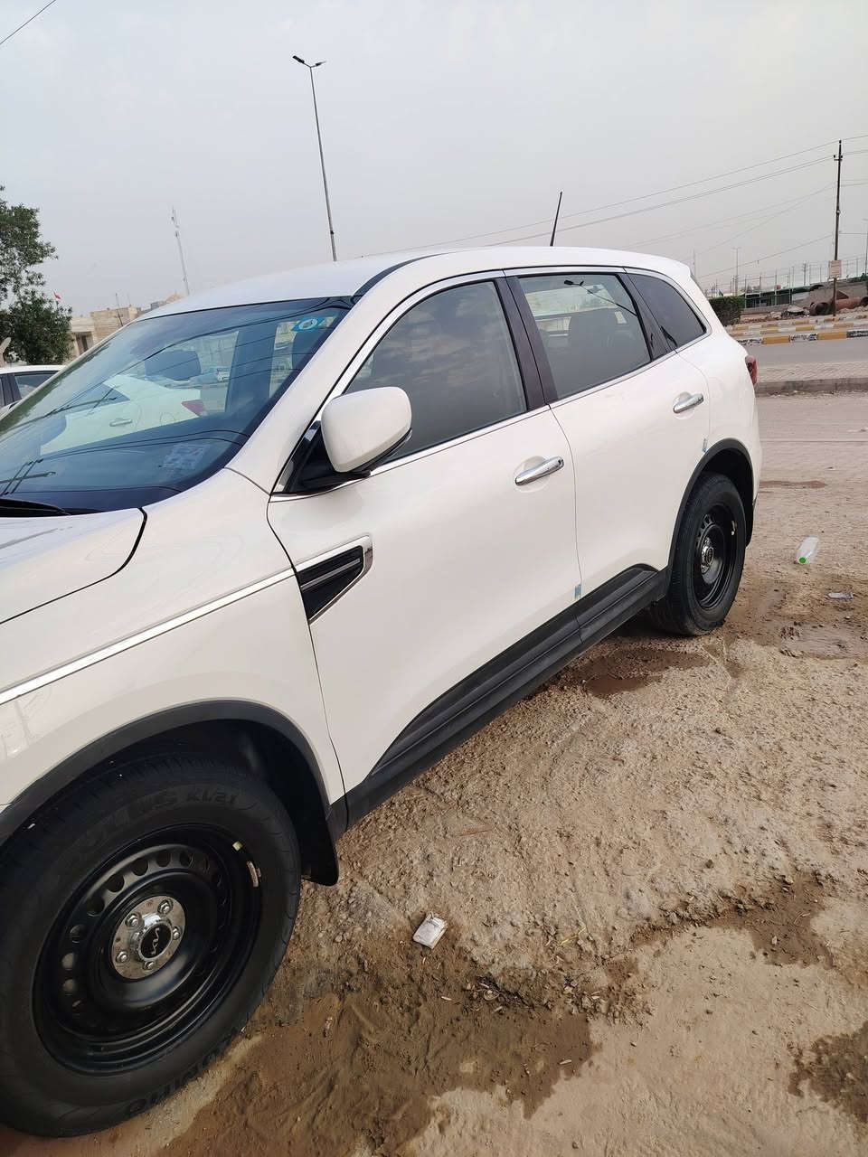 السلام عليكم كوليوس سامسوك اكس كيو غاز ٢٠٢٤ بسمي غاز فقط بنيد مبدل قادسيه زيرو ماشيه قليل بوليسي نظافة السياره ١٠٠٪ مكان سياره ديوانيه ***********
