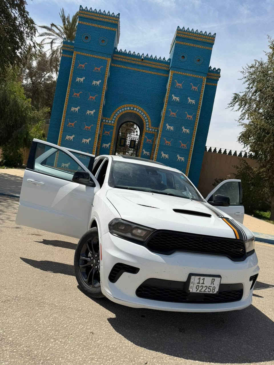 دورنكو موديل 2023 
الفئه : Rt max 5.700
اورنج ادشن بلادي 
فول للاخير 
فتحه
رادار امامي خلفي جانبي 
نقاط عمياء 
توقف ذاتي 
تحديد مسار 
مثبت سرعه 
كشنات منفصل 
خرن ميموري مقاعد 
صندوق كهرباء 
سترن كهرباء 
سستم صوت الباين 
مقاعد تبريد تسخين 
فول تحكم سترين وشفتات
وبعد هواي مواصفات ماذكرتهن 
ماشيه 20 الف ميل فقط اخت الزيرو 
حادث سطحي بدون دواخل وبدون ايرباك 
ومن النوادر بدون ايرباك 
رقم بغداد انكليزي بسمي تحويل ثاني يوم 
مكينه وكير بالسلفون 
عليها ادامه كاملة بانزين كلة محسن مشايفه العادي 
ودهن كله موبر وكالة الاصلي 
السياره نشاط وتراي خير من الله ناقصها خيال بس

رقم صاحب سيارة ***********
