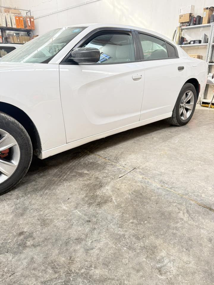 جاجر 2017 وارد امركي ضرر باب السائق تبديل فقط باسمي تحويل مباشر ***********
