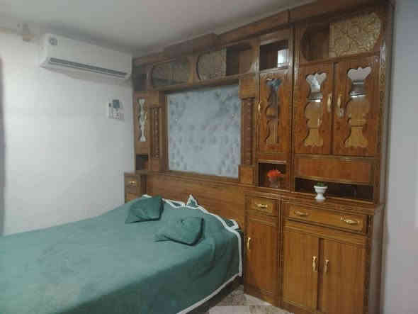 السلام عليكم غرفه نضيفه حيل البيع السعر ٨٥٠ مكان الحبانيه ***********
