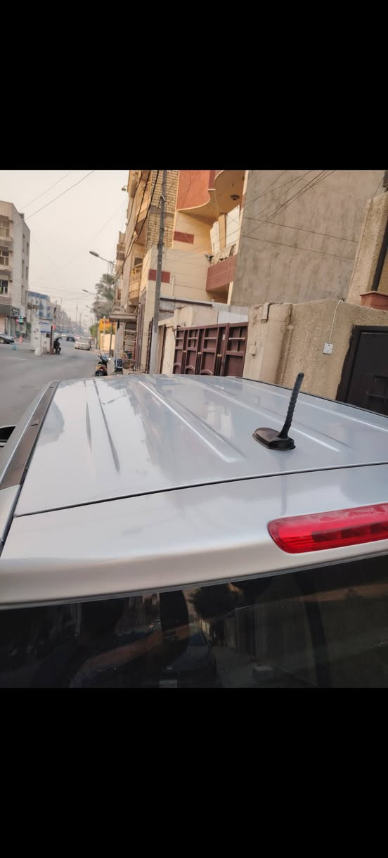 سلام عليكم سياره صول للبيع موديل ٢٠١٦ سياره جديده مال بيت ممتعوبه نظيفه حيل رقم السياره مميز رقم بغداد السياره مكينه ١٦٠٠ سياره كلش حلوه خير من الله حجم الويل الجبير يختلف عن باقي الصول داخل السياره جلد وصاج سياره مابيه حادث فقط بيه شخط بل باب الي ابصف السايق ومصبوغ الشخط سياره موجوده بل كريعات او اعظميه.. اني مكلف بل نشر ليريد يخابر عله صاحب هاذه الرقم ***********
