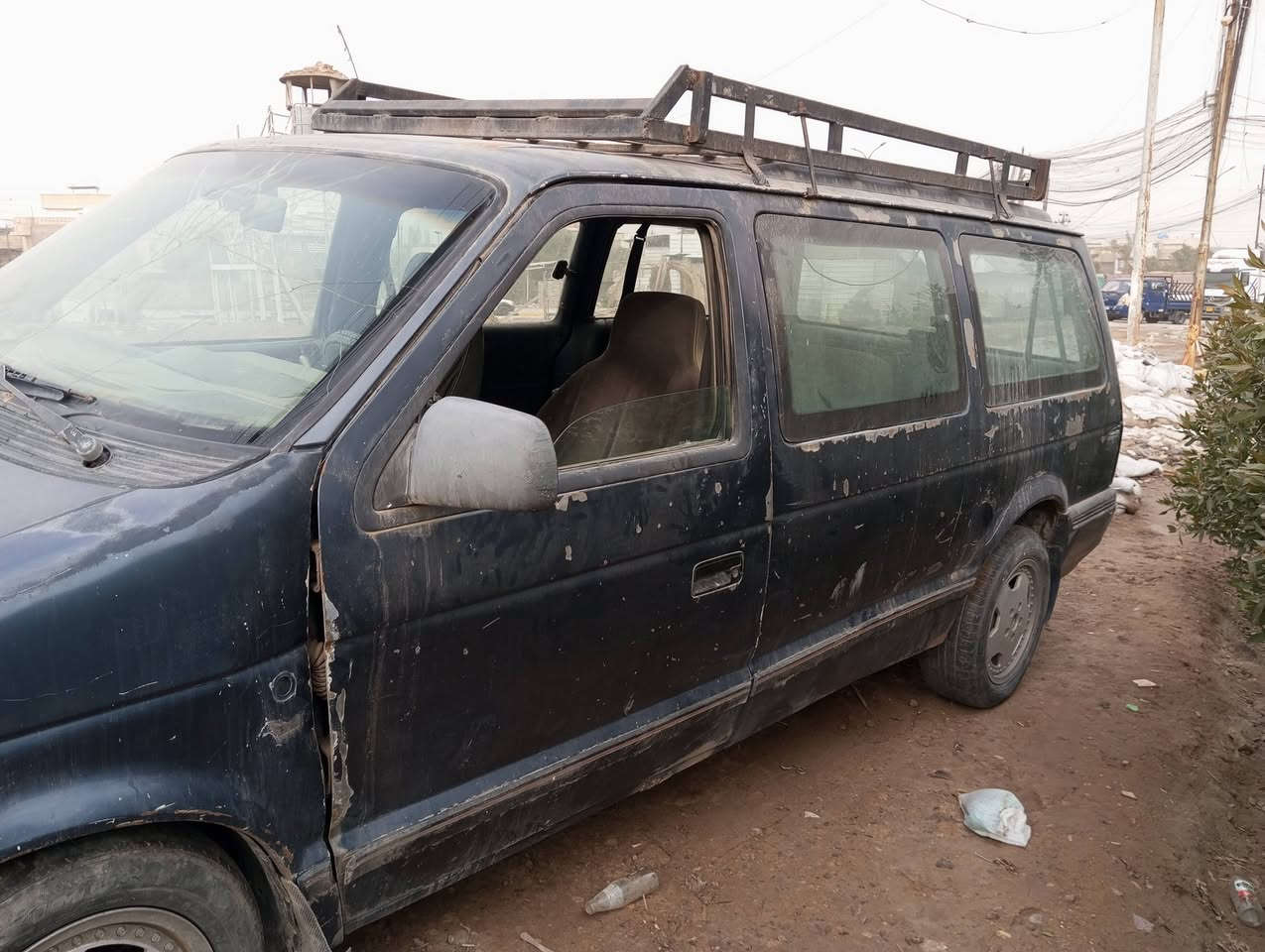 من رخصه مدير الكروب المحترم للبيع دوج كلسلر مديل 92  ابيع مكينه بداية تبخير وكير خير من الله رقم بغداد وسياره بلادي 
تحويل مباشره العنوان بغداد بلديات الاستفسار على الرقم ***********
