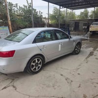 سوناتا ٢٠٠٨ للبيع ٦سلندر مصبوغه ..صدر جديد تبريد شغال تخم تاير جديد  م...