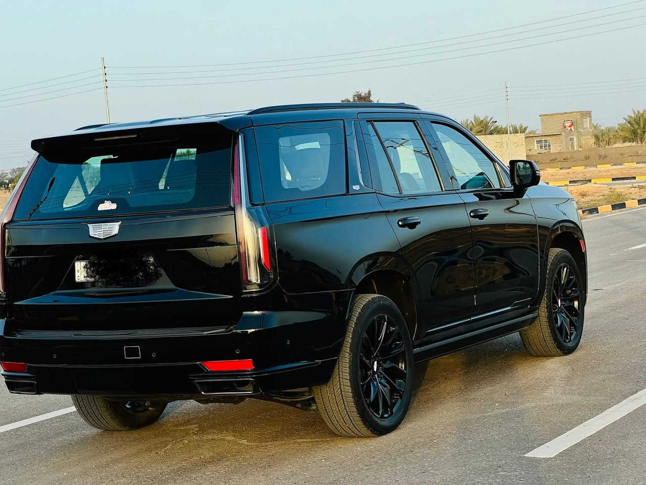 السلام عليكم للبيع كديلاك سكاليد خليجي وكاله المنصور فول مواصفات اسبرسو مساج ماشيه ٥٢ الف  كفاله عامه من بارد وبدي ار ودبل كود سونارها بل منشور عارضها ٧١٠ عنواني بغداد حي الاعلام
***********
