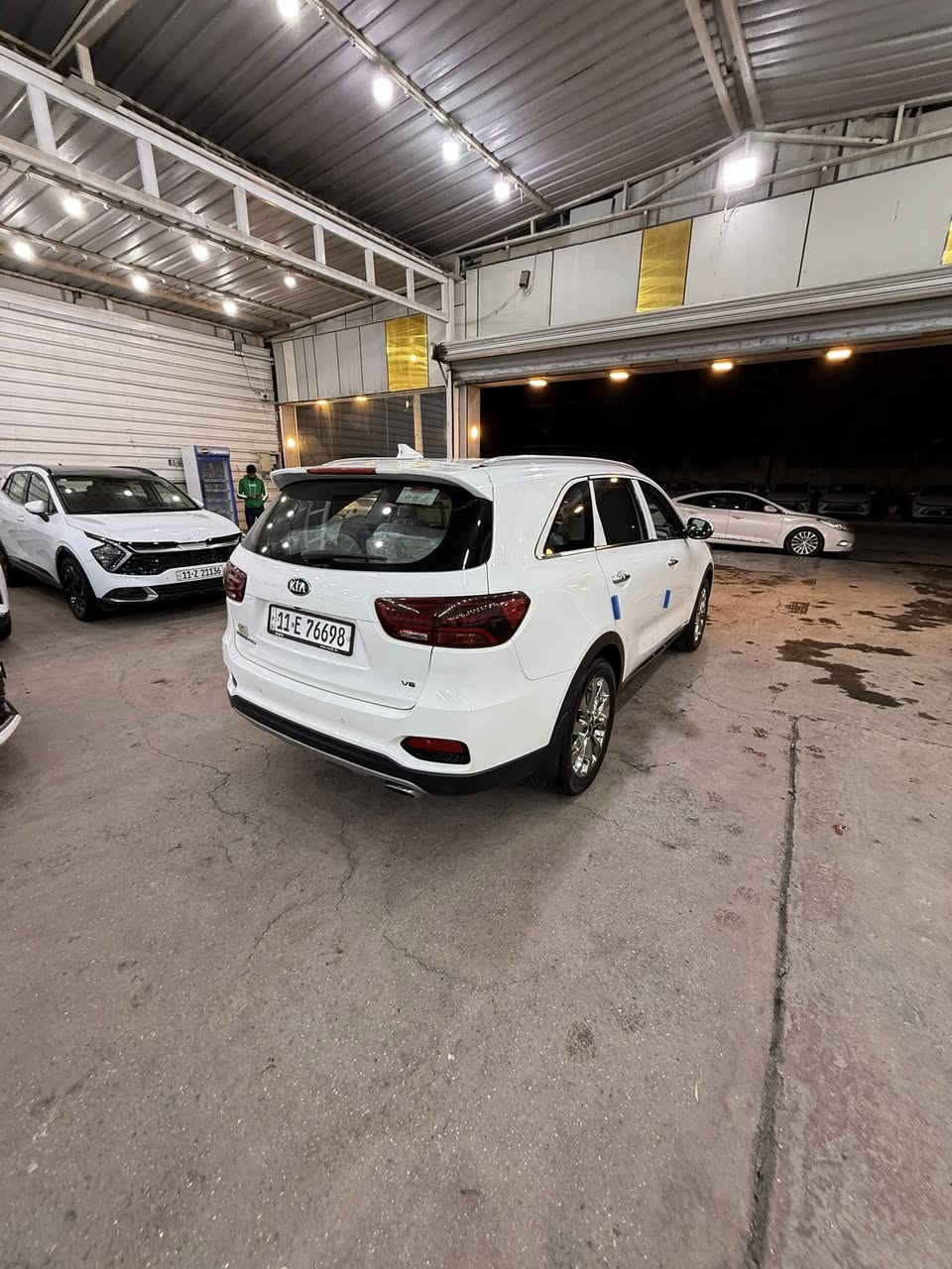 🌹🌹تحية طيبة🌹🌹
كيا سورنتو 2020 فول الفول 
خليجي ضمان الدولية 
اعلى مواصفات بلسورنتو 
مكفولة من الحادث بيه باردين بسيطات 
وكم حالوبه بلبنيد خفيفات ميبين
سونار مرفق
مواصفات 
اربع كامرات / حار بارد / فور ويل / دبل شباج
اعلى مواصفات 
ماشية 42 الف كيلو حقيقي شرط الفحص 
كير مكينة مكفوله
ترايه تراي زيرو 
رقم بغداد الجديد باسمي
السعر اكتب 1 بلتعليقات او اتصل وبخدمتك
مكاني بغداد معارض الكريعات
***********
