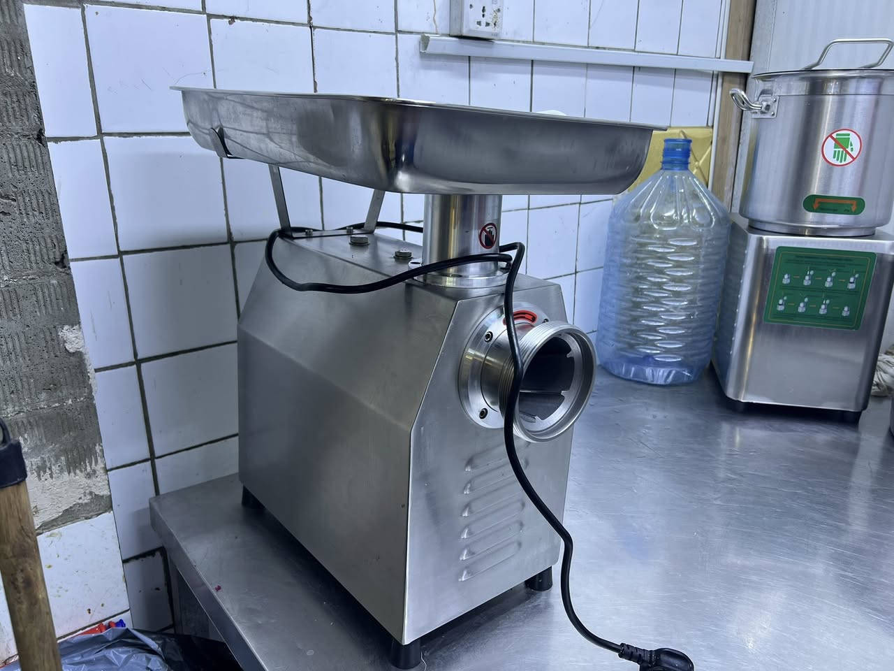 ‏للبيع العنوان بغداد جديدة شارع المسبح رقم ***********
