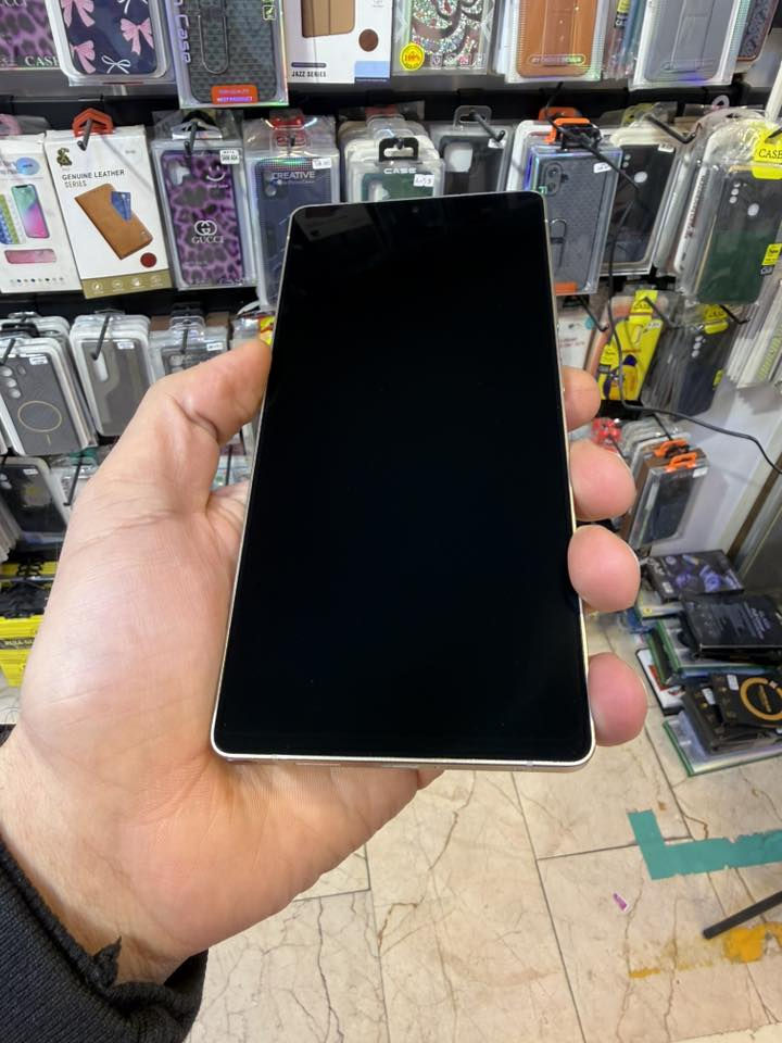 السلام عليكم
Samsung s25 ultra 256GB

نظافة ‎%‎

مستعمل شهر واحد

مكفول من التصليح ومن أي خلل

ضمان وكالة عين الفهد ضمان سنة

ملحقات كارتون وكيبل أصلي

السعر مليون و50

مكاني بغداد العامرية
***********
