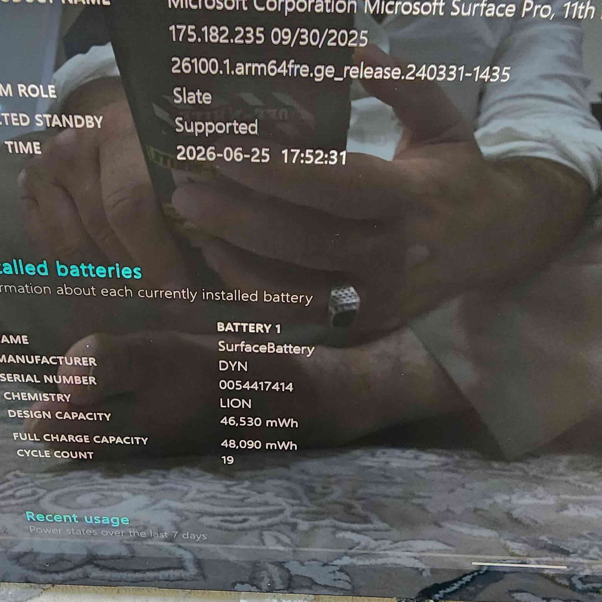 Microsoft Surface pro 11
Snapdragon x plus (10 cores)
16 gb ram ddr6
512 gb disk 
13" touch screen 3k 120 Hz 

جهاز راقي من مايكروسوفت، مستعمل قليل جدا، نظافة 100%، شحن يدوم نهاري كامل مع أداء قوي... جهاز غني عن التعريف

السعر مليون و مية الف دینار ( الجهاز فقط)

لابتۆبێکی ناوازە، کەم بەکارهاتووە 100٪ خاوێنە، پێناسی ناوێ....

نرخی  ملیۆن و سەد هەزار دینار....


**إذا كنت صاحب هذا الإعلان وتريد حذفه لأي سبب، رجاءا أرسل رسالة إلى الدعم الفني**