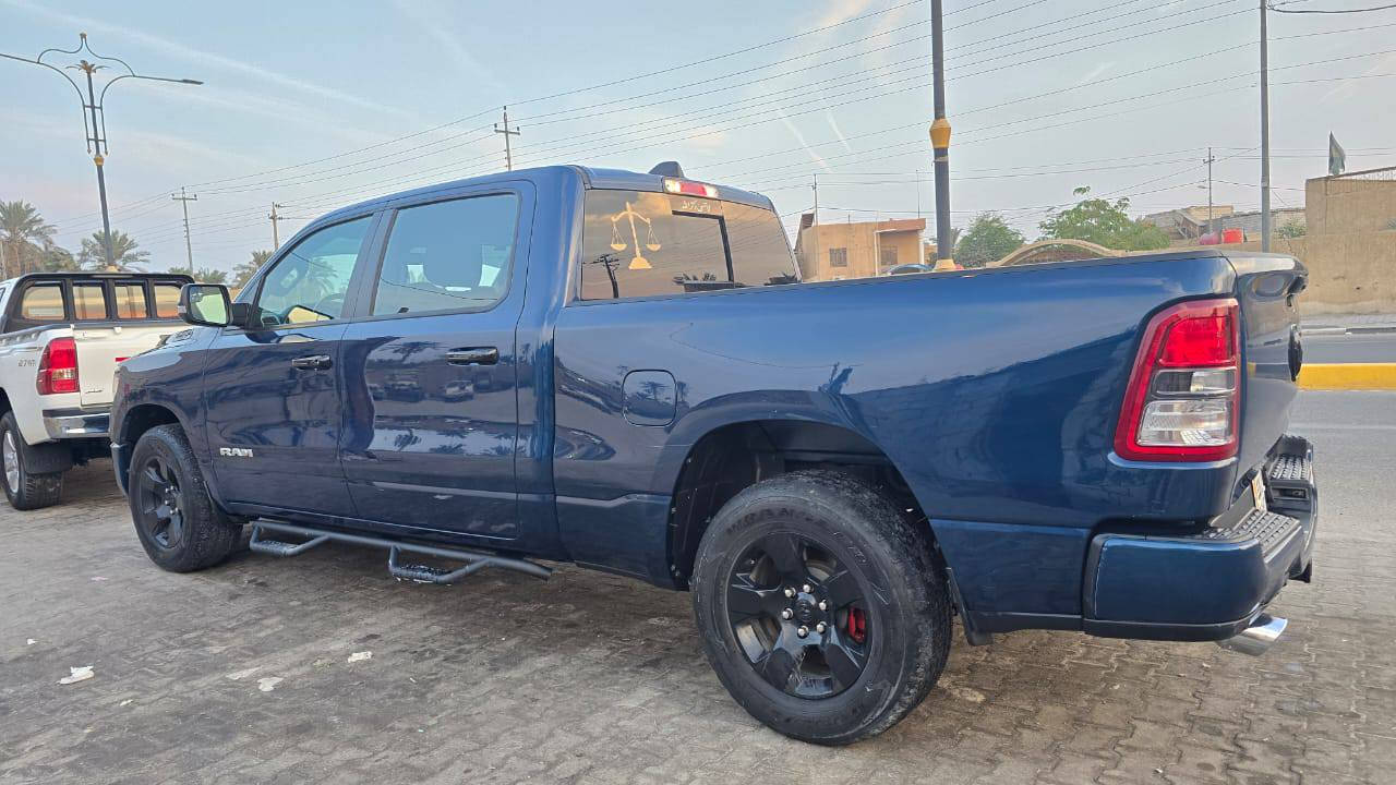 رام  2022 بك هورن
شاشه تسلا 
ماشيه 41 ميل 
محرك 8 سلندر هيمي 
شادلها تخم تاير جديد وكالة جي تي 
عليها برمجه كامله 
حساسات اماميه وخلفيه 
تدفئه كشنات ومقود 
رقم بغداد انكليزب  بأسمي
سنويه وهزه جديده 
الحادث مرفق بالصور 
بدون ارباك كلها سليمه 
بدون دواخل بدون شواصي 
***********
مكاني بصرة
