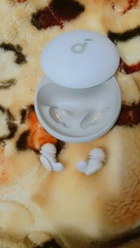 سماعة انكر • بدون ملحقات • مع التوصيل