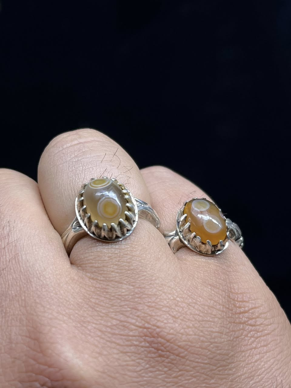 ً
سليماني عينين 

صياغة يدوية

الشراي***********

المكان بغداد حي اور
