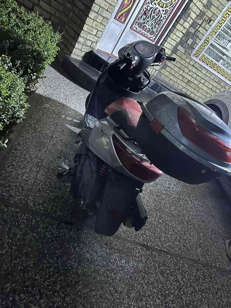 اسلام عليكم اكزز ياباني نوزل سكليتر خطين لدراجه مكفوله كفاله عامه مابيهة كل نقص ماعده عطل عندي احساس مال ستان لكهربائي مكينتهة بلاديه ومكفوله سعر 700 مكاني بغداد العبيدي ***********
