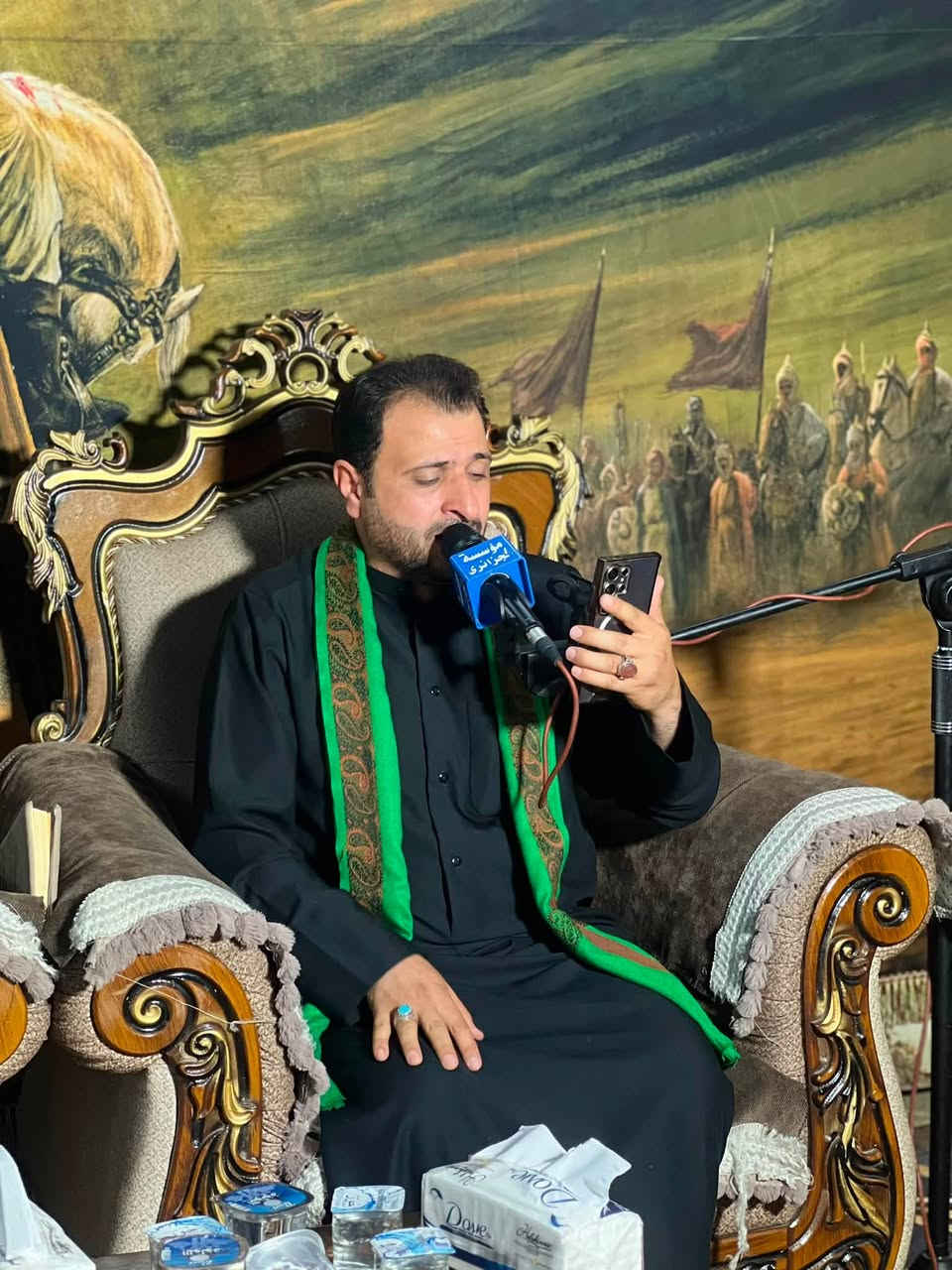 ختام مجلس  عزاء الامام الحسين (ع) 
 اليله الثانيه والاخيره 

بحضور الناعي سيد حسن البخاتي 

الهندسه الصوتيه مؤسسه الجزائري
المهندس الصوت المايسترو عقيل الجزائري
للحجز 
***********
