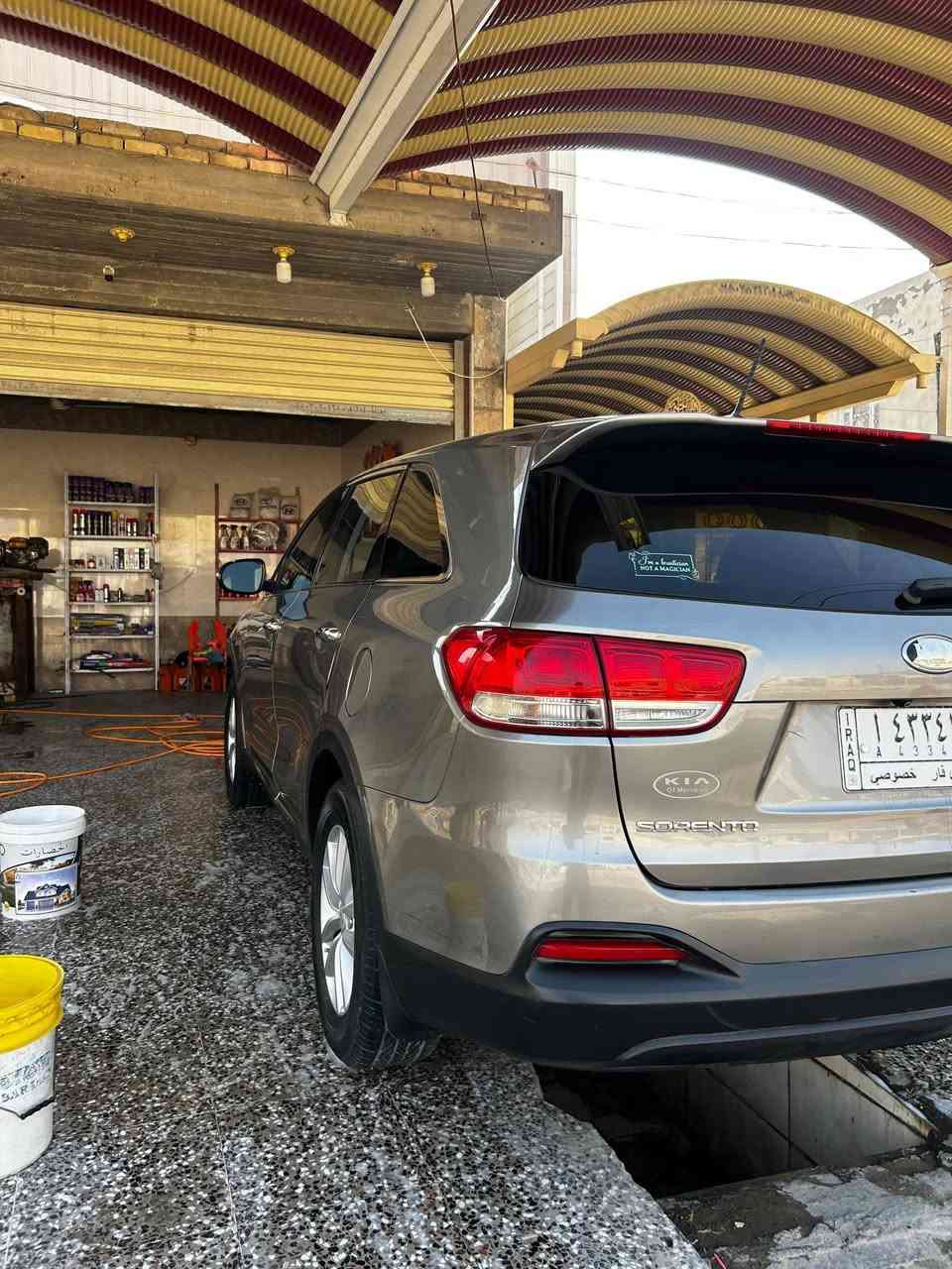 سلام عليكم سورنتو موديل ٢٠١٨. ذي قار حره ضربته جاملغ امامي. ايسر مبدل. وربع من الباب اليسر مال جاملغ راجع علي. مكينته جي دي اي  مكينه وكير وحداديه كفاله. مكلف بل نشر. ***********
