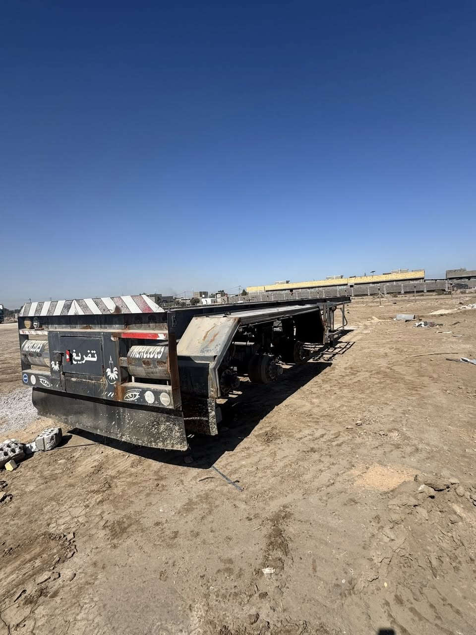 السلام عليكم شاصي صهريج للبيع مكفول مابي فطر دناكير ٤٤ للستفسار ‭٠٧٨٨ ٢٧٨ ٩٩٩١‬
