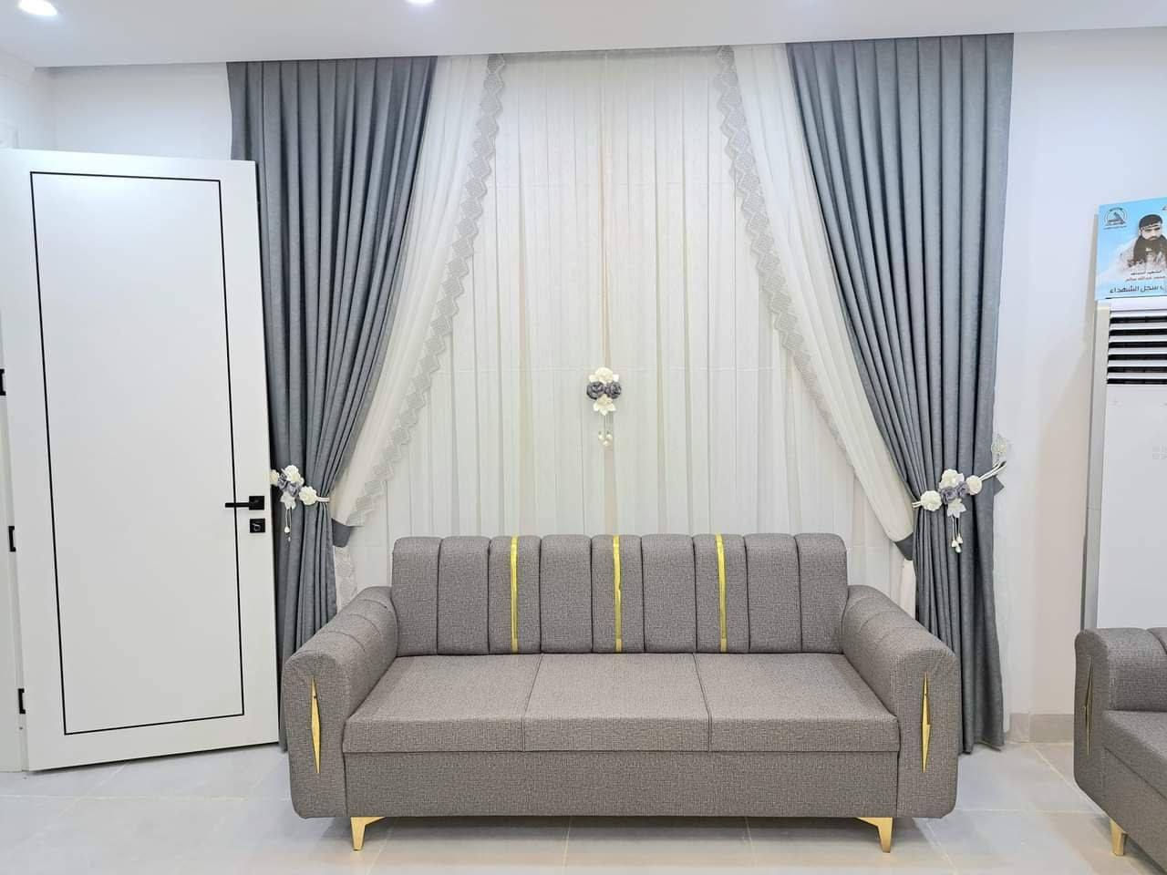 عمل الاتخم والدواوين شغل درجة اولئ سفنج قماش خشب عل اختيار والشوف ..
***********
