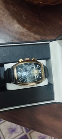 ساعة • أوتوماتيك • للبيع