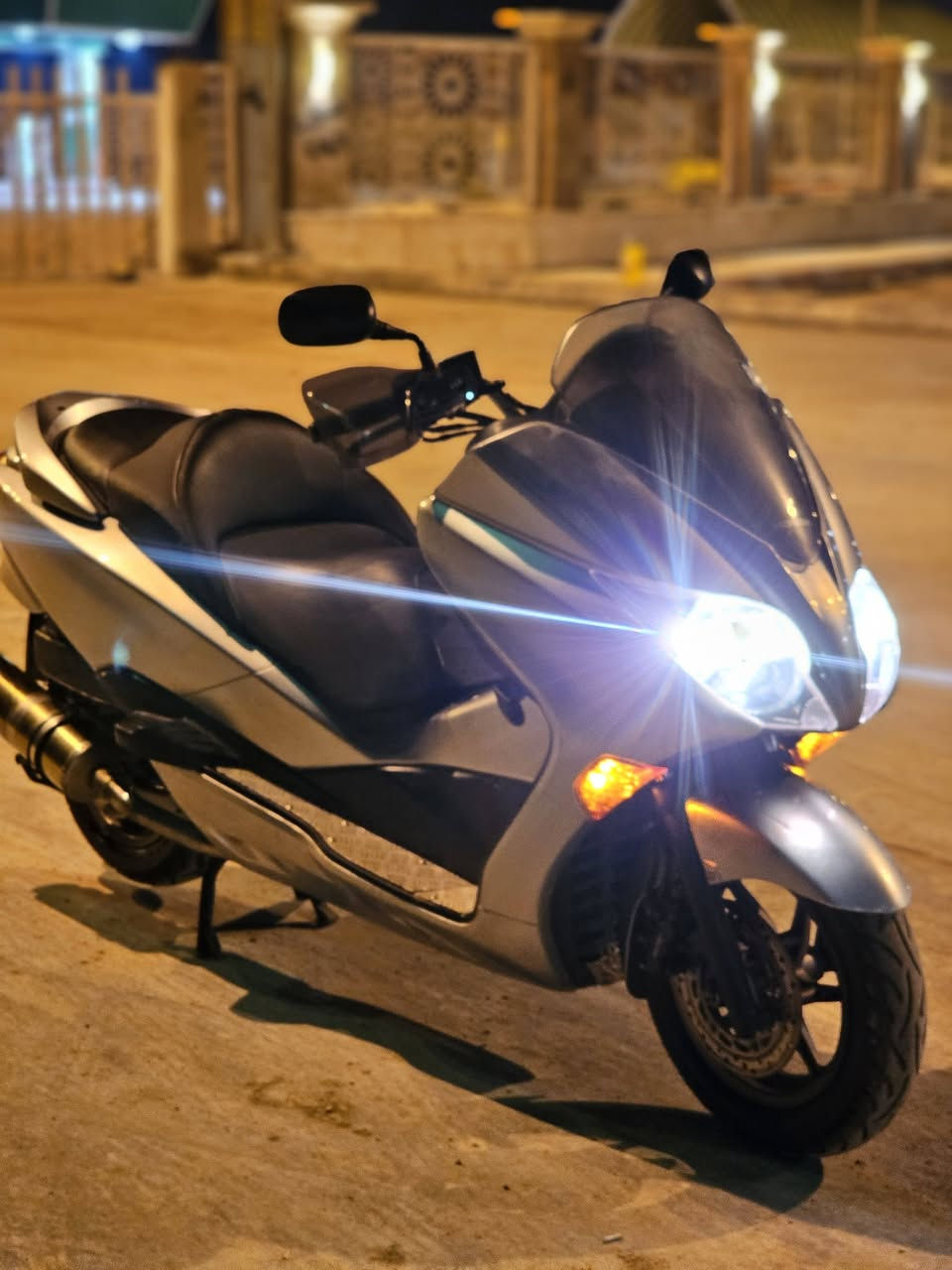 السلام عليكم شباب دراجه للبيع فورزه 010 نضافه كدام عينك و أنضف  من صوره دراجه بيه مكات فقط أسويلك مكاتبه ماشيه 24 بعده جديده و رمبه جايبه أي ستفسار خاص أو عله هاذه رقمي واتساب *********** السعر خاص
