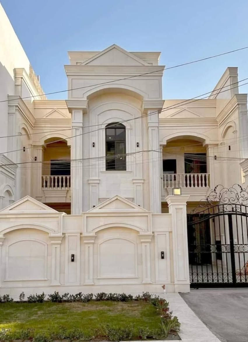 السلام عليكم بعض من اعمالنا لتغليف الواجهات بالمرمر وبأحدث الديكورات كادر متميز مع سرعة الانجاز *********** 🚟
