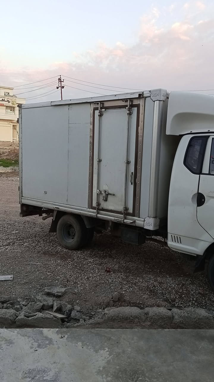 للبيع بوتر 2012محرك معمرجديد محرك كير براد شرط سنويا جدد باسمنا شرط تحويل رقمها ألماني ***********
