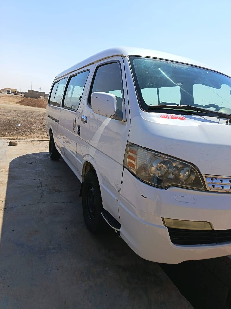 سلام عليكم اجنبي 14 اللبيع راقم واسط حره مصفره هيه وضريبه وغرامات محرك كير كسن مكفول كشر كفاله قطرت صبغ مابيها
فقط بيها طخه بل باب سلايت باردد
جاهزه سياره علا اخر حبايه
***********

***********
