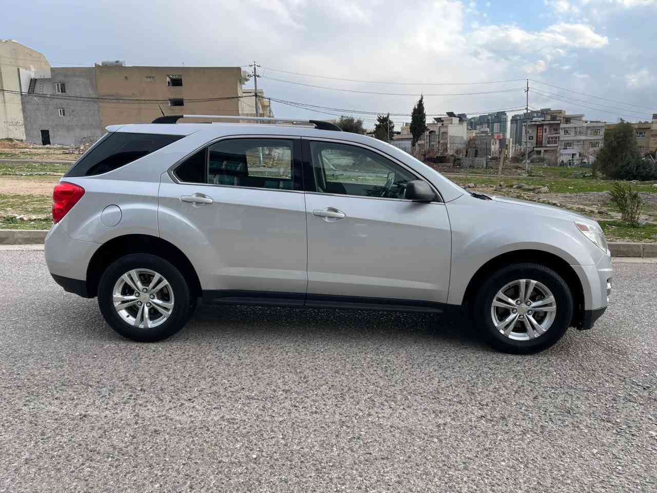 شوفليت ئيكو نوكس موديل ٢٠١٠ 
محريك گير مامفتوح بدون ايي خلل 
حجم ٢٥٠٠ سلندر ٤ كولش قويي بدون توربو 
تبريد شغال صدرها ميه بل ميه حداديه فور ويل دفع روباعي 
شاشه سوكان ڤوليوم تحديد سورعه سياره ماشيه ١٦٥ الف ماشيه تايرات جديد سنويه جديد رقم الماني سياره بل پاكيت كولش جاهيزه دعمي دعمي سياره قطره صبغ مابي 
سعر ١٠٥ مجال 
سنويه بئيسمي نفس يوم احول بئيسمك

موكان سياره سليمانيه 
رقم موبايل ***********
