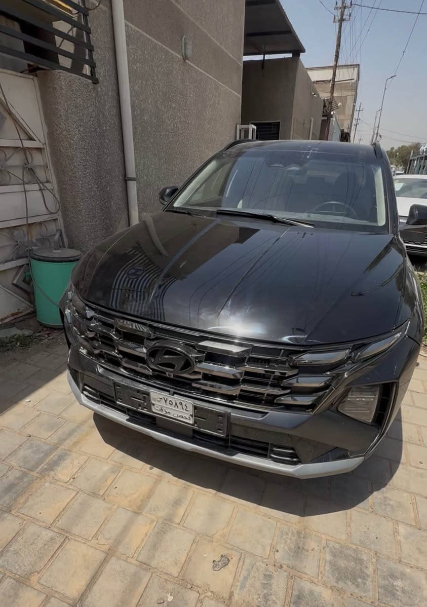 السلام عليكم توسان وارد كوري 2025 بدون حادث تبديل قطع فقط بيه نفس لون لون محرك هايبرد 1600 بانزين
 اي استفسار الاتصال ع الرقم *********** بغداد, العراق

